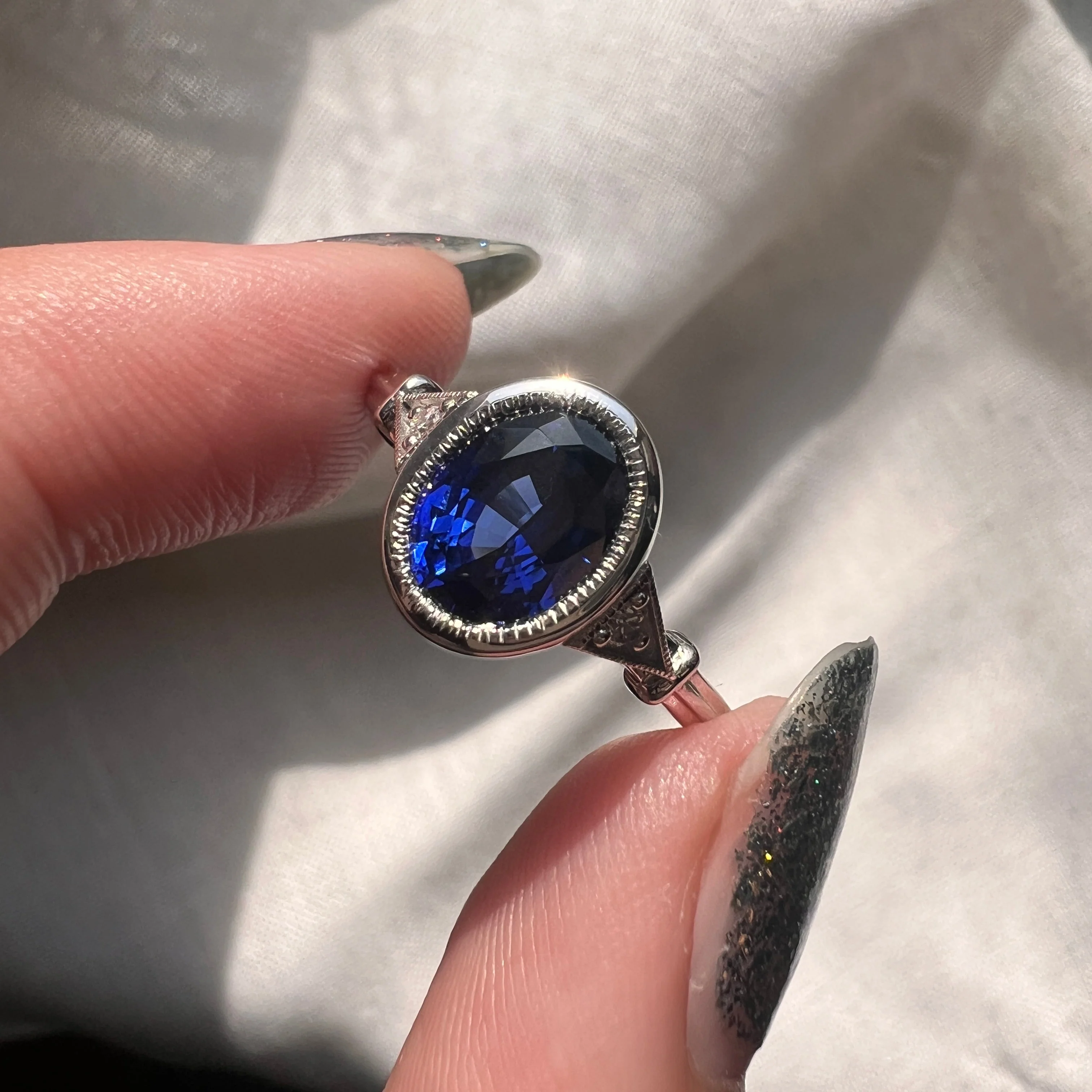 Audrey Antique Oval - Image 10