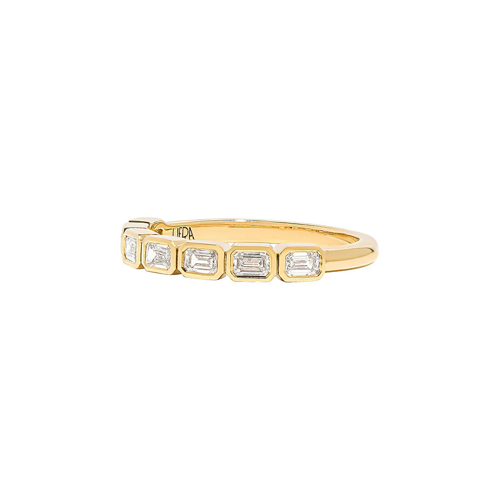 Oslo Emerald Cut Half Eternity Band - Image 4